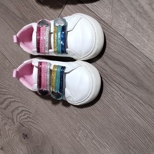 Kids baby gap shoe size 7